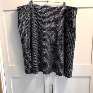 Plus size 2X Navy Print Skirt